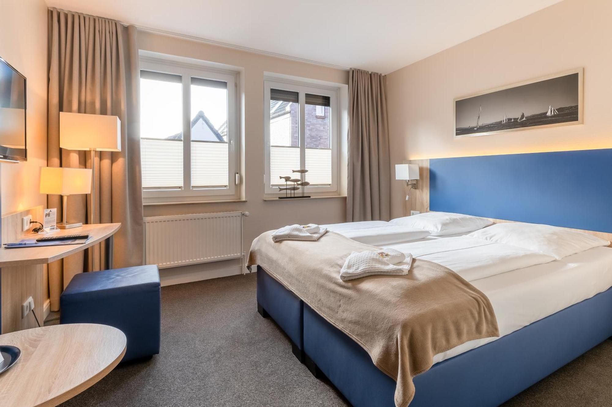 Nordsee-Hotel Hinrichsen Husum  Esterno foto